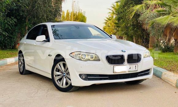 Acheter Occasion Voiture BMW 5–Series Blanc à ad-Dar-al-Bayda, Casablanca Acheter Occasion Voiture BMW 5–Series Blanc à ad-Dar-al-Bayda, Casablanca