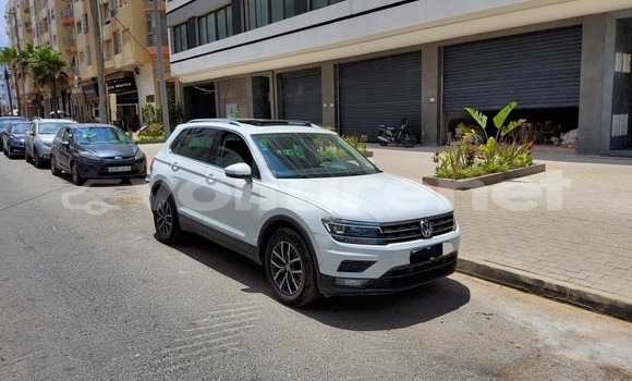 اشتري مستعمل Volkswagen Tiguan White سيارة في al-Arwi في Oriental اشتري مستعمل Volkswagen Tiguan White سيارة في al-Arwi في Oriental