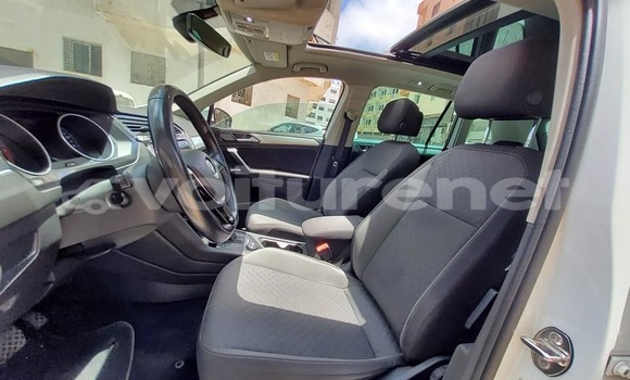 اشتري مستعمل Volkswagen Tiguan White سيارة في al-Arwi في Oriental اشتري مستعمل Volkswagen Tiguan White سيارة في al-Arwi في Oriental