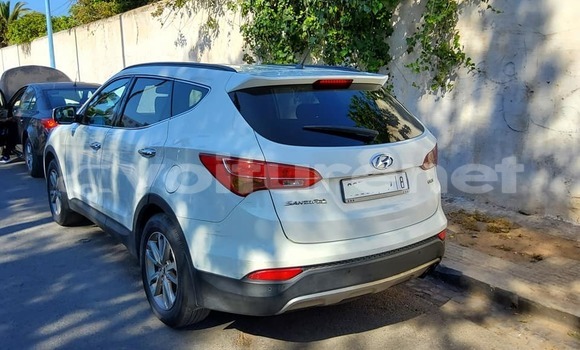 اشتري مستعمل Hyundai Santa Fe White سيارة في al-Hajab في Meknes-Tafilalet اشتري مستعمل Hyundai Santa Fe White سيارة في al-Hajab في Meknes-Tafilalet