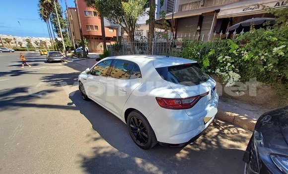 اشتري مستعمل Renault Megane White سيارة في al-Hajab في Meknes-Tafilalet اشتري مستعمل Renault Megane White سيارة في al-Hajab في Meknes-Tafilalet