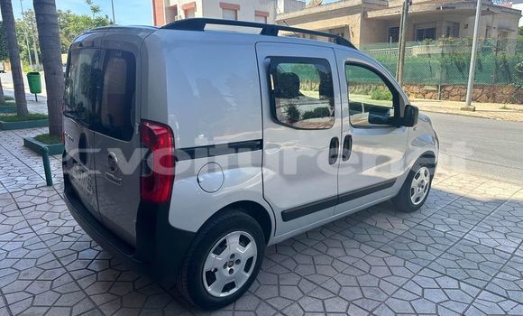 Acheter Occasion Voiture Fiat Fiorino Autre à al-Ayun Sidi Malluk, Oriental Acheter Occasion Voiture Fiat Fiorino Autre à al-Ayun Sidi Malluk, Oriental