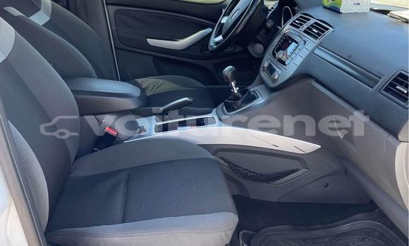 Acheter Occasion Voiture Ford Kuga Blanc à al-'Ara'ish, Tangier-Tetouan Acheter Occasion Voiture Ford Kuga Blanc à al-'Ara'ish, Tangier-Tetouan