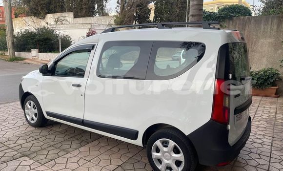 Acheter Occasion Voiture Dacia Dokker Blanc à al-Hajab, Meknes-Tafilalet Acheter Occasion Voiture Dacia Dokker Blanc à al-Hajab, Meknes-Tafilalet