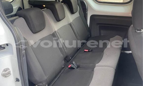 Acheter Occasion Voiture Dacia Dokker Blanc à al-Hajab, Meknes-Tafilalet Acheter Occasion Voiture Dacia Dokker Blanc à al-Hajab, Meknes-Tafilalet