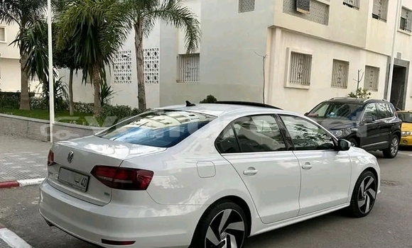 Acheter Occasion Voiture Volkswagen Jetta Blanc à al-Hajab, Meknes-Tafilalet Acheter Occasion Voiture Volkswagen Jetta Blanc à al-Hajab, Meknes-Tafilalet