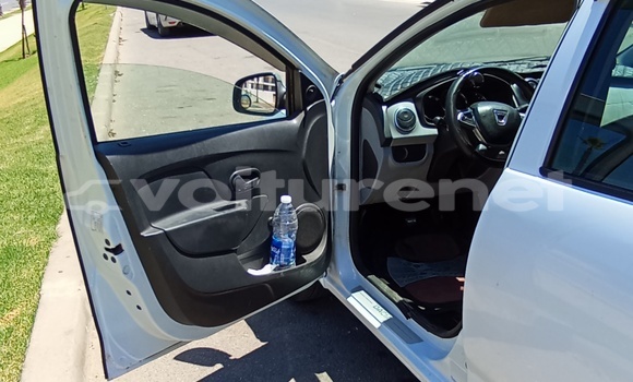 Acheter Occasion Voiture Dacia Logan Blanc à ar-Ribat, Rabat-Sale-Zammour-Zaer Acheter Occasion Voiture Dacia Logan Blanc à ar-Ribat, Rabat-Sale-Zammour-Zaer