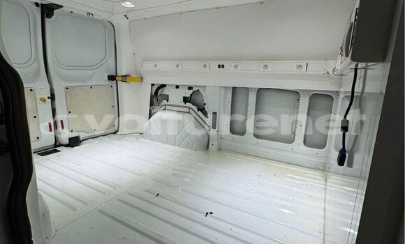 Buy Used Ford Bronco White Car in al-'Ara'ish in Tangier-Tetouan Buy Used Ford Bronco White Car in al-'Ara'ish in Tangier-Tetouan