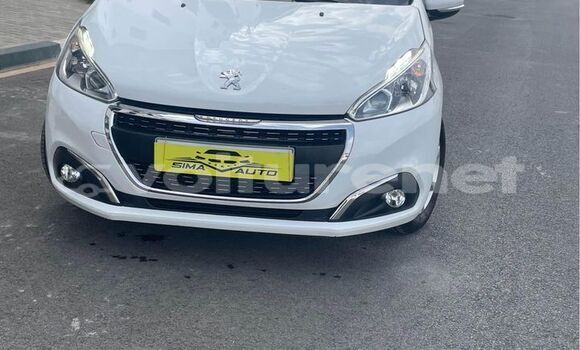 اشتري مستعمل Peugeot 208 White سيارة في ad-Dar-al-Bayda في Casablanca اشتري مستعمل Peugeot 208 White سيارة في ad-Dar-al-Bayda في Casablanca