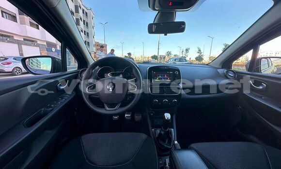 اشتري مستعمل Volkswagen Caddy Other سيارة في ad-Dar-al-Bayda في Casablanca اشتري مستعمل Volkswagen Caddy Other سيارة في ad-Dar-al-Bayda في Casablanca