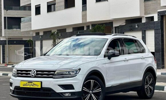 اشتري مستعمل Volkswagen Tiguan White سيارة في ad-Dar-al-Bayda في Casablanca اشتري مستعمل Volkswagen Tiguan White سيارة في ad-Dar-al-Bayda في Casablanca