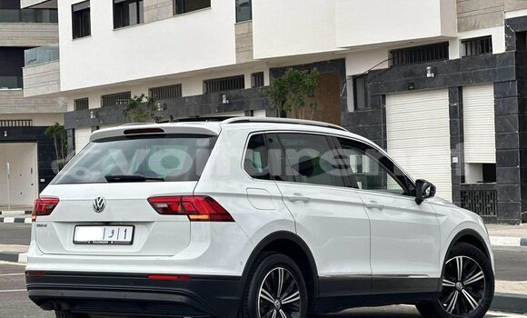 اشتري مستعمل Volkswagen Tiguan White سيارة في ad-Dar-al-Bayda في Casablanca اشتري مستعمل Volkswagen Tiguan White سيارة في ad-Dar-al-Bayda في Casablanca
