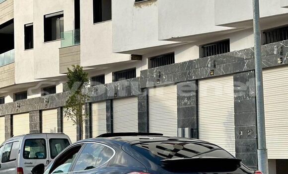 اشتري مستعمل Porsche Panamera Black سيارة في al-'Ara'ish في Tangier-Tetouan اشتري مستعمل Porsche Panamera Black سيارة في al-'Ara'ish في Tangier-Tetouan