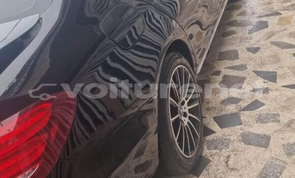 Acheter Occasion Voiture Mercedes-Benz E-klasse Black à al-Arwi, Oriental Acheter Occasion Voiture Mercedes-Benz E-klasse Black à al-Arwi, Oriental