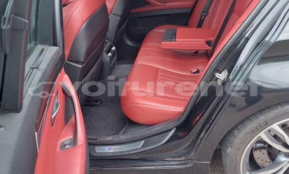 Acheter Occasion Voiture BMW M5 Black à al-Ayun Sidi Malluk, Oriental Acheter Occasion Voiture BMW M5 Black à al-Ayun Sidi Malluk, Oriental