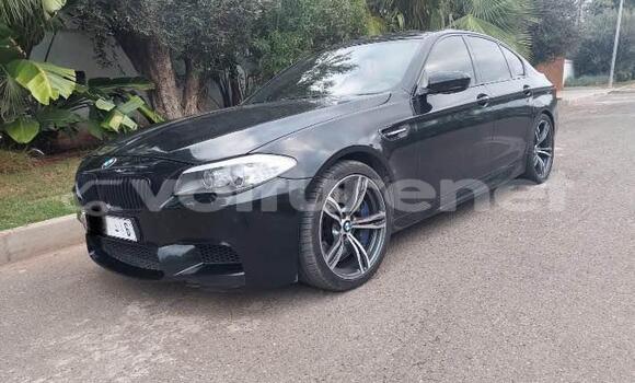 Acheter Occasion Voiture BMW M5 Black à al-Ayun Sidi Malluk, Oriental Acheter Occasion Voiture BMW M5 Black à al-Ayun Sidi Malluk, Oriental