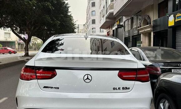 Acheter Occasion Voiture Mercedes-Benz GLE Blanc à al-Faqih Bin Salah, Tadla-Azilal Acheter Occasion Voiture Mercedes-Benz GLE Blanc à al-Faqih Bin Salah, Tadla-Azilal