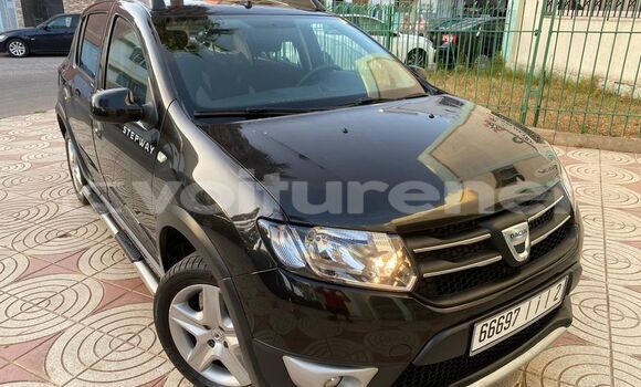 Acheter Occasion Voiture Toyota Starlet Black à al-Ayun Sidi Malluk, Oriental Acheter Occasion Voiture Toyota Starlet Black à al-Ayun Sidi Malluk, Oriental