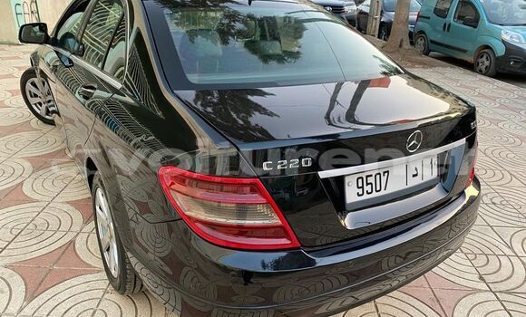 Acheter Occasion Voiture Mercedes-Benz C-klasse Black à al-'Ara'ish, Tangier-Tetouan Acheter Occasion Voiture Mercedes-Benz C-klasse Black à al-'Ara'ish, Tangier-Tetouan