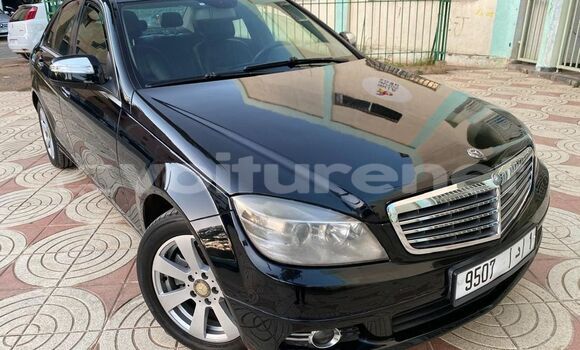 Acheter Occasion Voiture Mercedes-Benz C-klasse Black à al-'Ara'ish, Tangier-Tetouan Acheter Occasion Voiture Mercedes-Benz C-klasse Black à al-'Ara'ish, Tangier-Tetouan