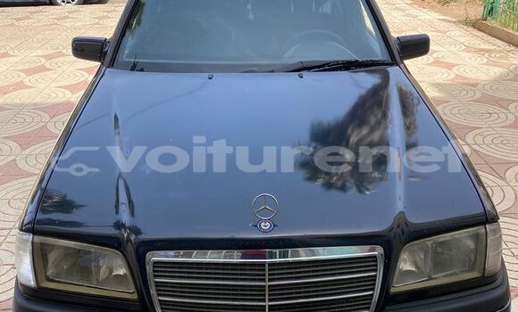 Acheter Occasion Voiture Mercedes-Benz C-klasse Black à Casablanca, Casablanca Acheter Occasion Voiture Mercedes-Benz C-klasse Black à Casablanca, Casablanca