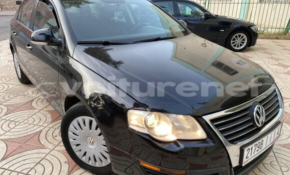 Acheter Occasion Voiture Volkswagen Passat Black à al-Arwi, Oriental Acheter Occasion Voiture Volkswagen Passat Black à al-Arwi, Oriental