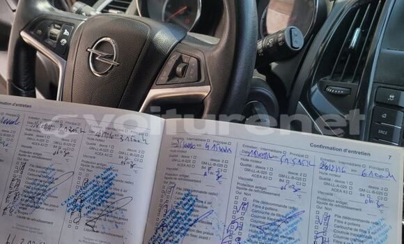 Acheter Occasion Voiture Opel Astra Black à Ahfir, Oriental Acheter Occasion Voiture Opel Astra Black à Ahfir, Oriental