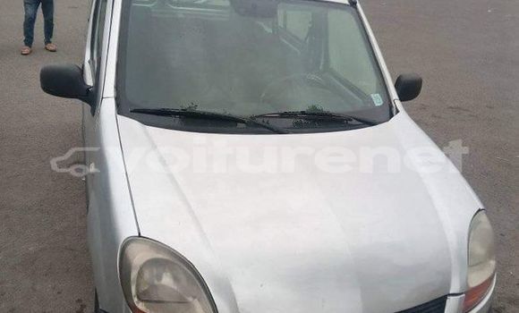 Acheter Occasion Voiture Renault Kangoo Gris à ad-Dar-al-Bayda, Casablanca Acheter Occasion Voiture Renault Kangoo Gris à ad-Dar-al-Bayda, Casablanca