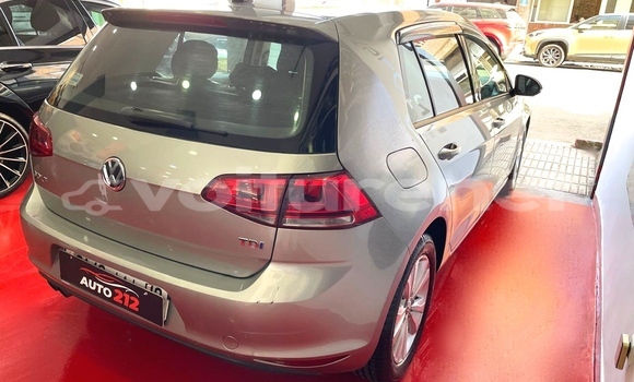 اشتري مستعمل Volkswagen Golf Silver سيارة في ad-Dar-al-Bayda في Casablanca اشتري مستعمل Volkswagen Golf Silver سيارة في ad-Dar-al-Bayda في Casablanca