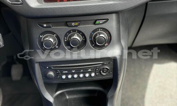 اشتري مستعمل Citroen C3 White سيارة في al-Ayun Sidi Malluk في Oriental اشتري مستعمل Citroen C3 White سيارة في al-Ayun Sidi Malluk في Oriental