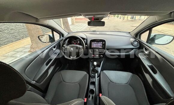 اشتري مستعمل Renault Clio White سيارة في al-Arwi في Oriental اشتري مستعمل Renault Clio White سيارة في al-Arwi في Oriental