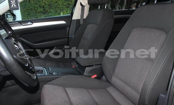اشتري مستعمل Volkswagen Passat Black سيارة في al-'Ara'ish في Tangier-Tetouan اشتري مستعمل Volkswagen Passat Black سيارة في al-'Ara'ish في Tangier-Tetouan