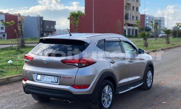 اشتري مستعمل Hyundai Tucson Other سيارة في al-'Ara'ish في Tangier-Tetouan اشتري مستعمل Hyundai Tucson Other سيارة في al-'Ara'ish في Tangier-Tetouan