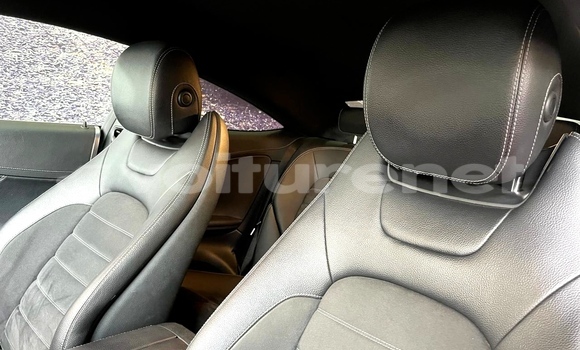 Buy Used Mercedes-Benz C-klasse Blue Car in ad-Dar-al-Bayda in Casablanca Buy Used Mercedes-Benz C-klasse Blue Car in ad-Dar-al-Bayda in Casablanca