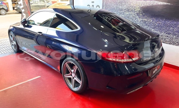 Buy Used Mercedes-Benz C-klasse Blue Car in ad-Dar-al-Bayda in Casablanca Buy Used Mercedes-Benz C-klasse Blue Car in ad-Dar-al-Bayda in Casablanca