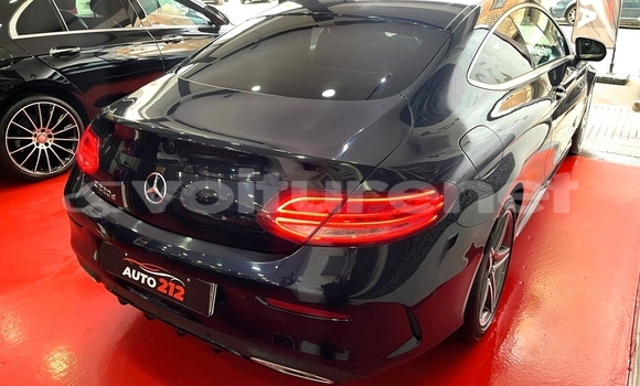 Buy Used Mercedes-Benz C-klasse Blue Car in ad-Dar-al-Bayda in Casablanca Buy Used Mercedes-Benz C-klasse Blue Car in ad-Dar-al-Bayda in Casablanca