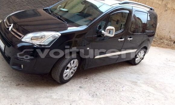 اشتري مستعمل Toyota Alphard Other سيارة في Casablanca في Casablanca اشتري مستعمل Toyota Alphard Other سيارة في Casablanca في Casablanca