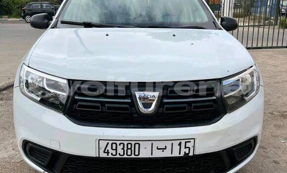 Acheter Occasion Voiture Hyundai Lantra Blanc à Ahfir, Oriental Acheter Occasion Voiture Hyundai Lantra Blanc à Ahfir, Oriental