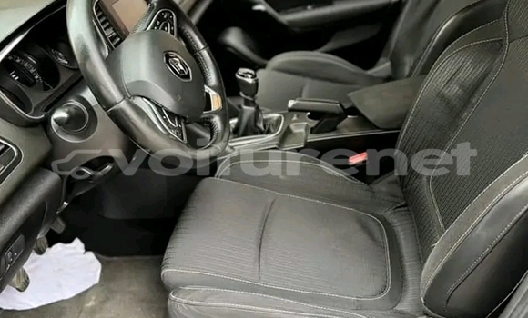 Acheter Occasion Voiture Mega Club Black à al-Ayun Sidi Malluk, Oriental Acheter Occasion Voiture Mega Club Black à al-Ayun Sidi Malluk, Oriental