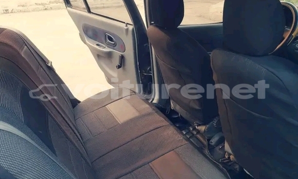 Acheter Occasion Voiture Renault Clio Black à al-Ayun Sidi Malluk, Oriental Acheter Occasion Voiture Renault Clio Black à al-Ayun Sidi Malluk, Oriental