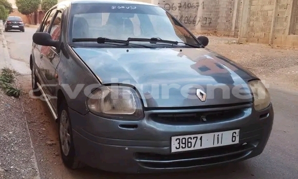 Acheter Occasion Voiture Renault Clio Black à al-Ayun Sidi Malluk, Oriental Acheter Occasion Voiture Renault Clio Black à al-Ayun Sidi Malluk, Oriental