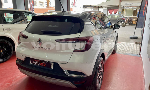 Buy Used Renault Captur White Car in ad-Dar-al-Bayda in Casablanca Buy Used Renault Captur White Car in ad-Dar-al-Bayda in Casablanca