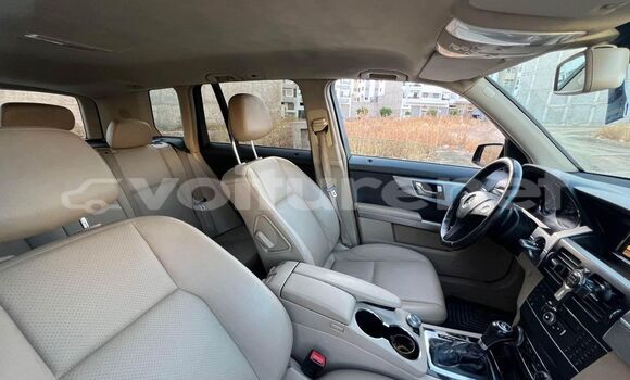 Buy Used Mercedes-Benz GLK-klasse Black Car in al-Ayun Sidi Malluk in Oriental Buy Used Mercedes-Benz GLK-klasse Black Car in al-Ayun Sidi Malluk in Oriental