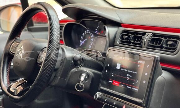 Acheter Occasion Voiture Citroen C3 White à al-Arwi, Oriental Acheter Occasion Voiture Citroen C3 White à al-Arwi, Oriental