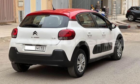 Acheter Occasion Voiture Citroen C3 White à al-Arwi, Oriental Acheter Occasion Voiture Citroen C3 White à al-Arwi, Oriental