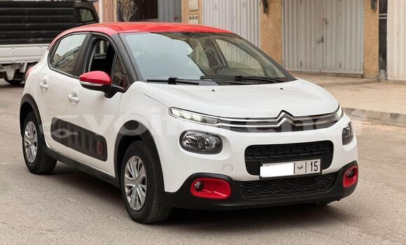 Acheter Occasion Voiture Citroen C3 White à al-Arwi, Oriental Acheter Occasion Voiture Citroen C3 White à al-Arwi, Oriental