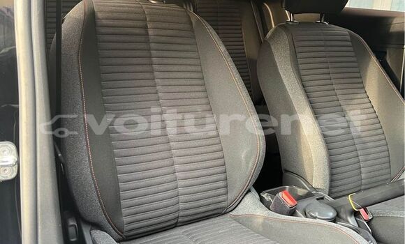 اشتري مستعمل Peugeot 208 Black سيارة في al-'Ara'ish في Tangier-Tetouan اشتري مستعمل Peugeot 208 Black سيارة في al-'Ara'ish في Tangier-Tetouan
