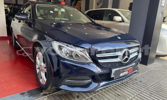 اشتري مستعمل Mercedes-Benz C-klasse Blue سيارة في ad-Dar-al-Bayda في Casablanca اشتري مستعمل Mercedes-Benz C-klasse Blue سيارة في ad-Dar-al-Bayda في Casablanca