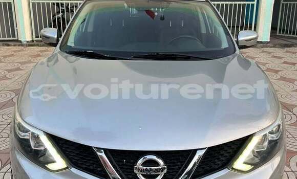 Buy Used Nissan Qashqai Silver Car in ad-Dar-al-Bayda in Casablanca Buy Used Nissan Qashqai Silver Car in ad-Dar-al-Bayda in Casablanca