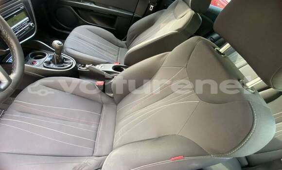 Buy Used SEAT Leon Silver Car in ar-Ribat in Rabat-Sale-Zammour-Zaer Buy Used SEAT Leon Silver Car in ar-Ribat in Rabat-Sale-Zammour-Zaer